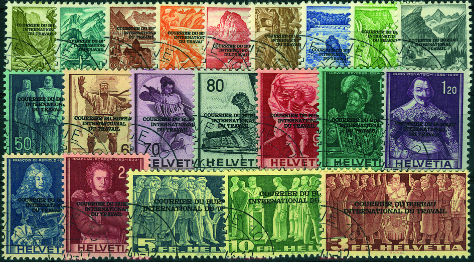 1944, Geänderter dreizeiliger Aufdruck